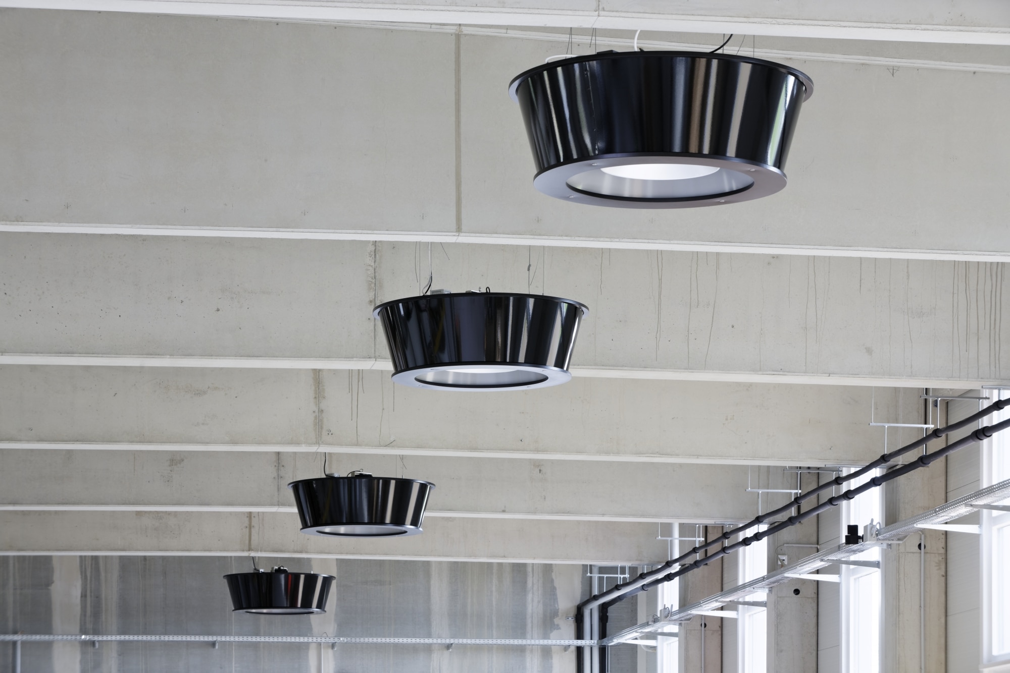 Chauffage infrarouge plafond avec éclairage LED - 370 W