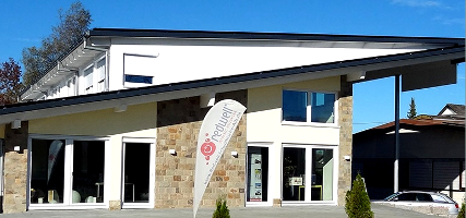 Buero-mit-Redwell-Banner