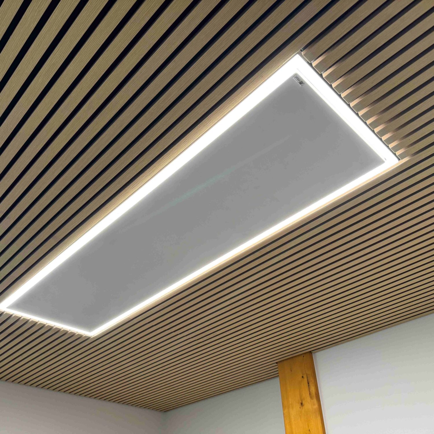 lichtrahmen-redwell-infrarotheizung-decke-scaled