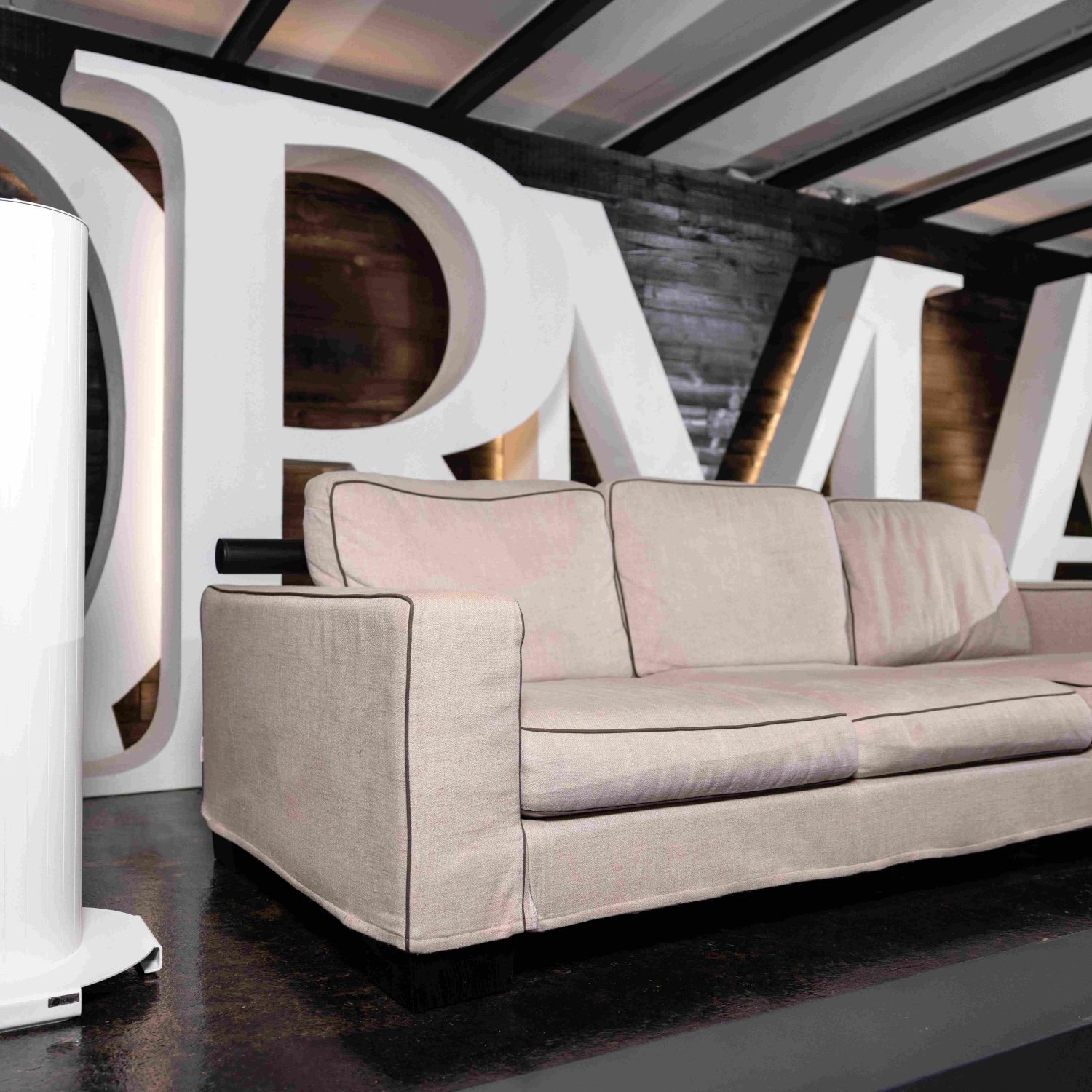pipewave-redwell-heizung-standmodell-weiss-infrarotheizung