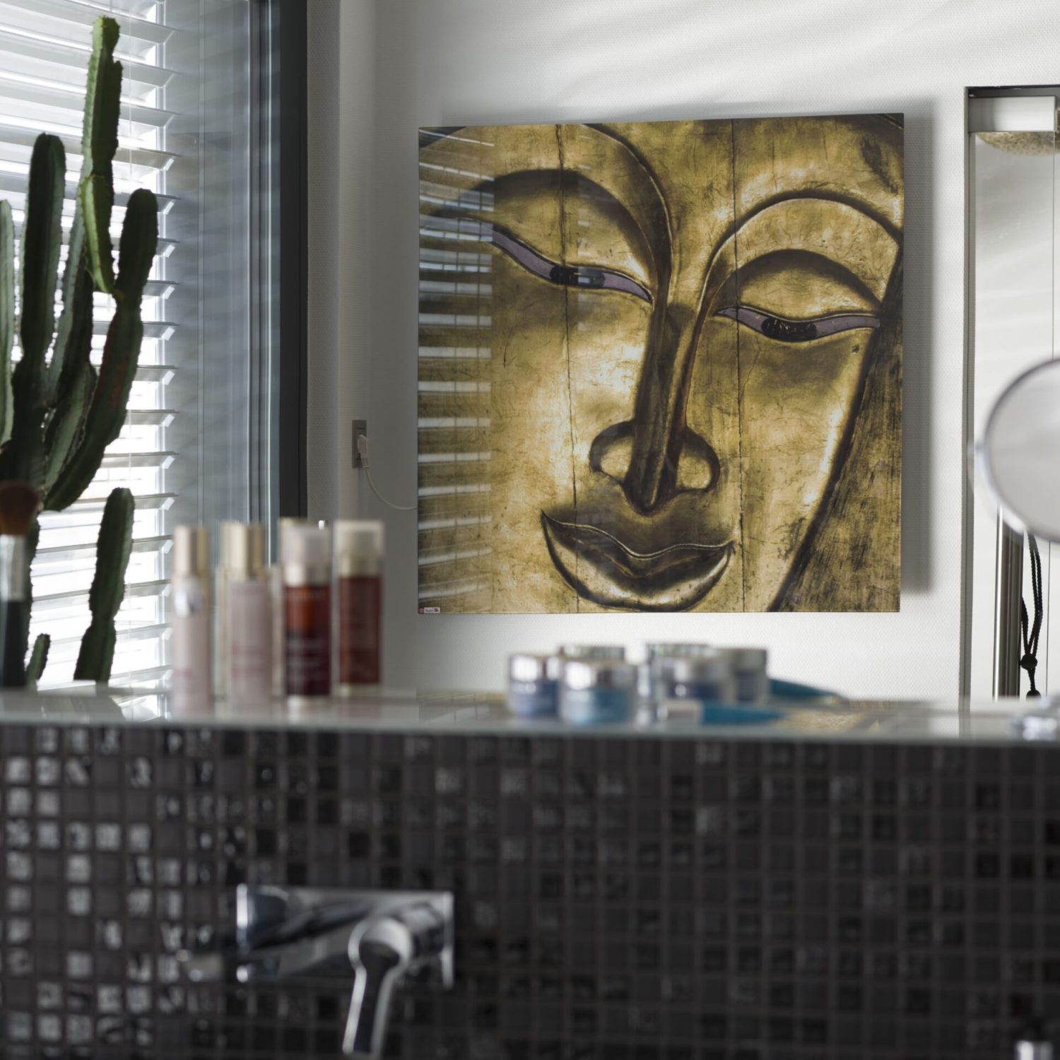 redwell-glasbildheizung-kunst-art-buddah-scaled