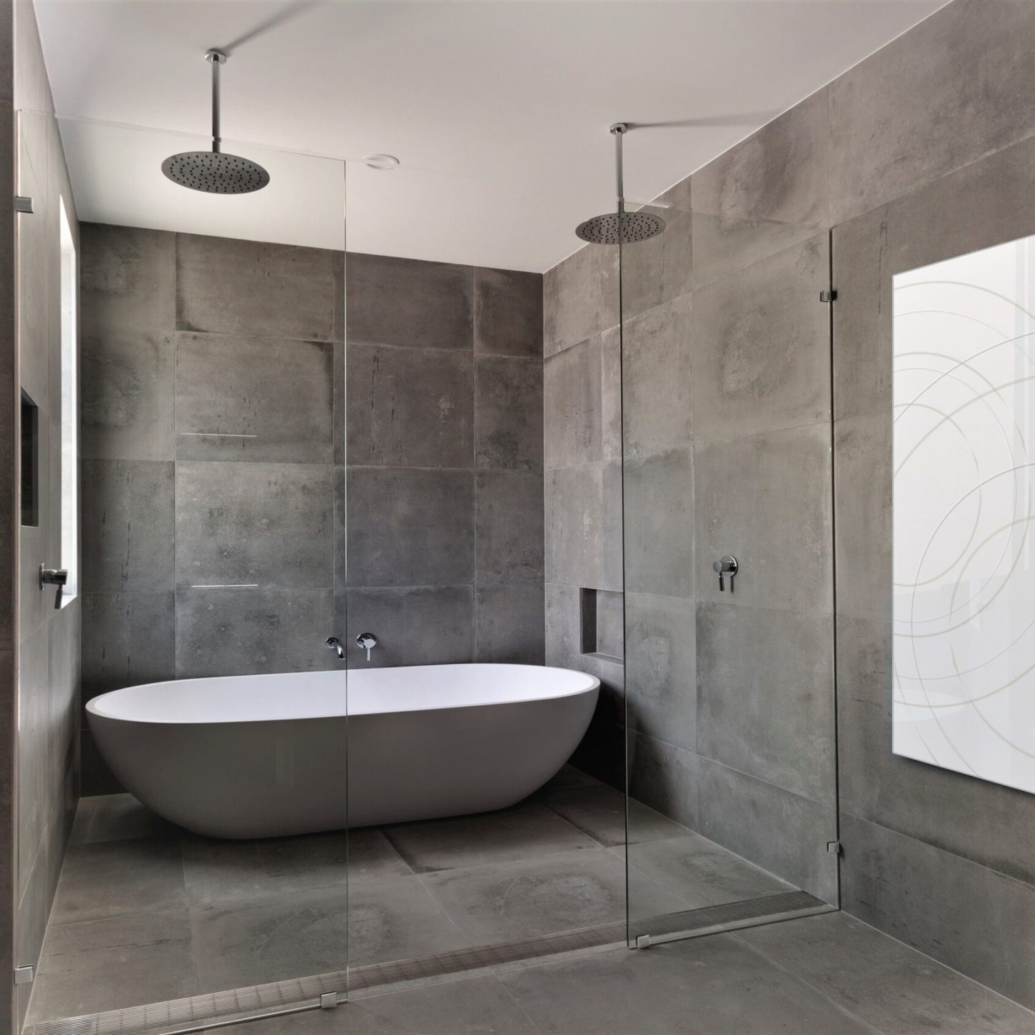 redwell-heizung-glas-exclusive-line-chiemsee-badezimmer-scaled