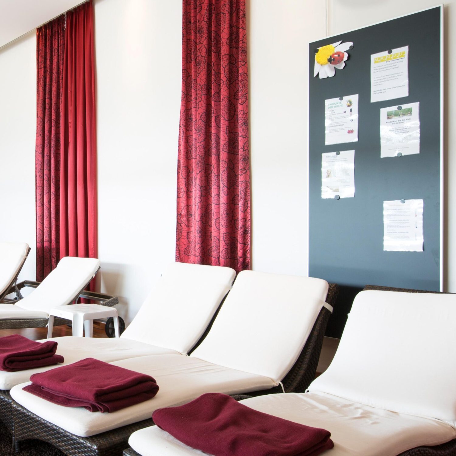 tafel-heizung-redwell-tafelheizung-wellness-hotel-infrarot-scaled